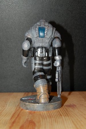 Marcus Fenix Statue Back